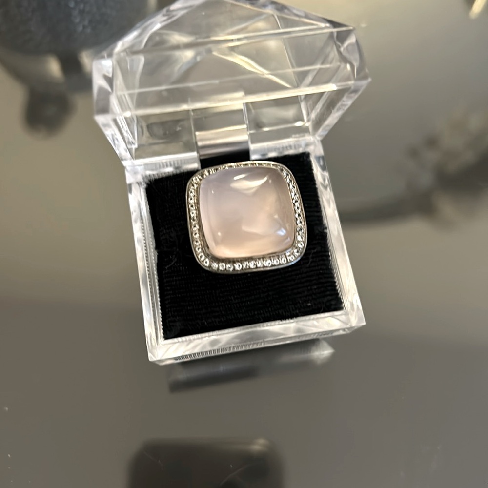 Silver ring with pink stone size 8